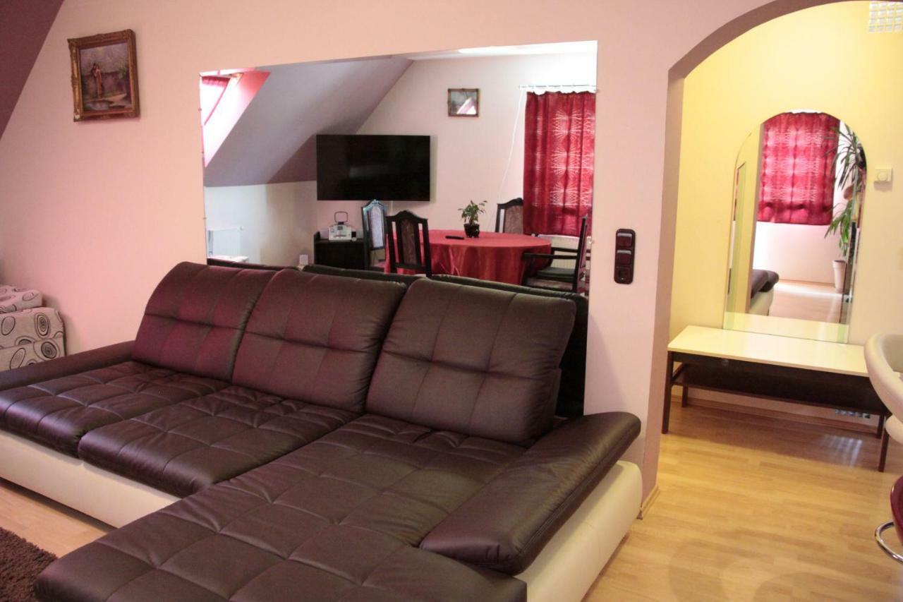 Fox Apartmanok Heviz Exterior photo